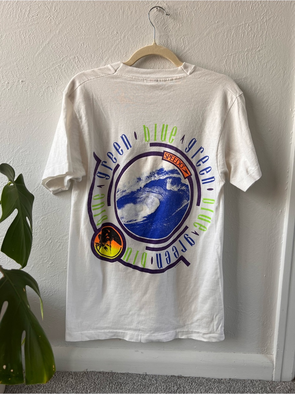 Vintage Y2K 90’s Speedo Surf Graphic Tee - Men’s S/M
